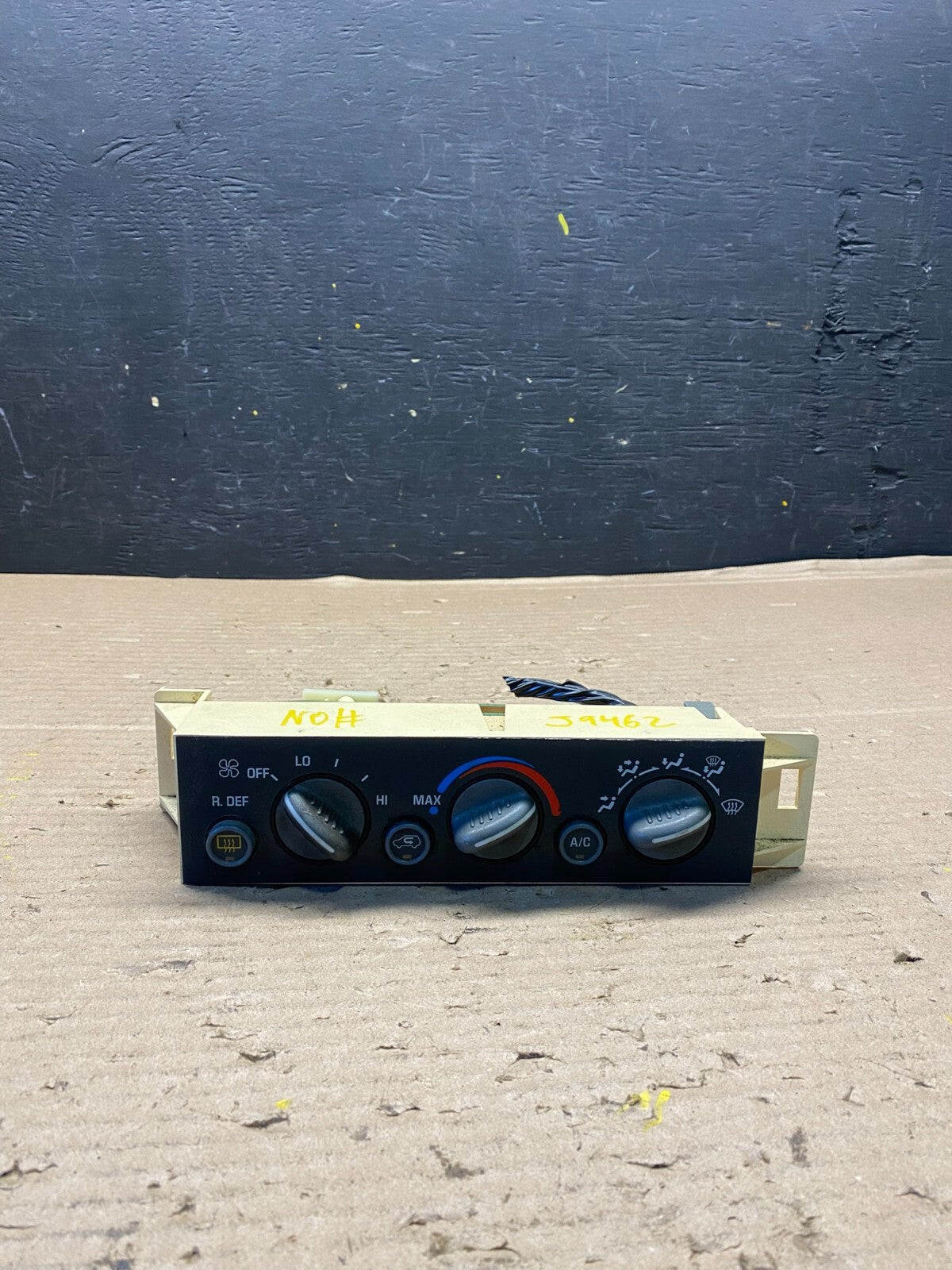 2001 - 2007 GMC Chevrolet Express 1500 Climate Control A/C j9462 DG0
