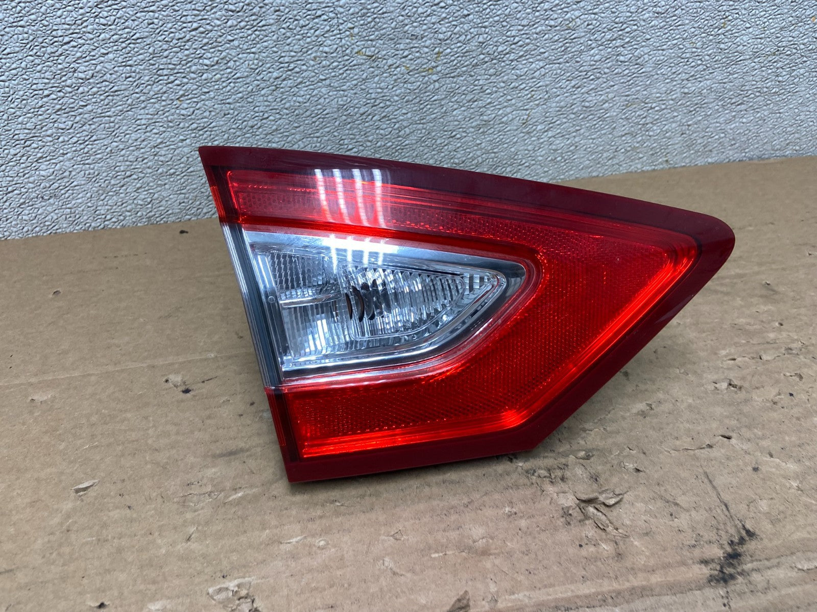 2013 to 2016 Ford Fusion Left Driver Side Tail Light Inner Oem AB4733 LK0