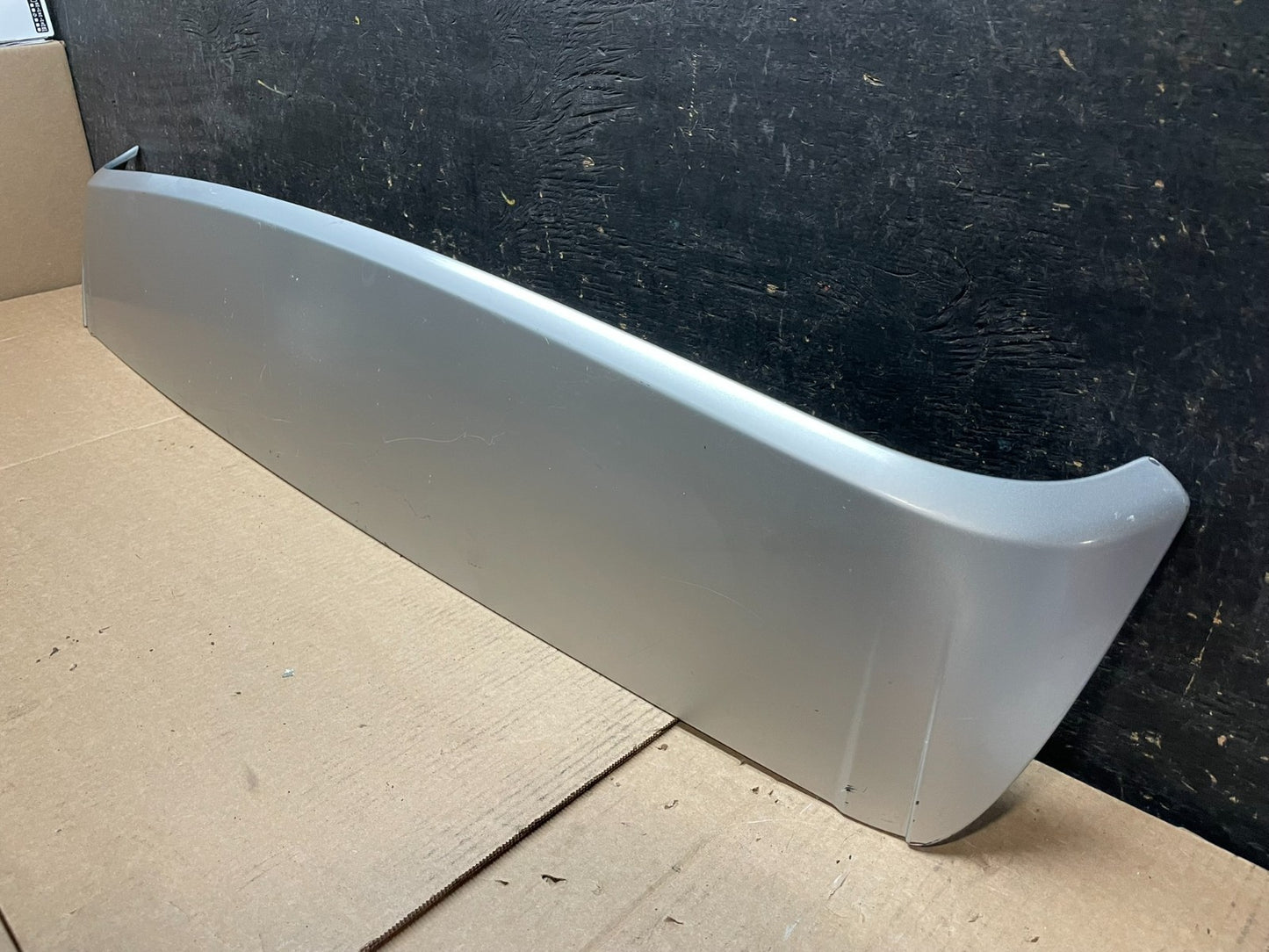 2003 to 2006 Porsche Cayenne Rear Spoiler Third Brake Light Wing OEM y9322 DG2