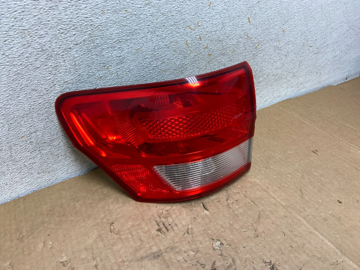 2011-2013 Jeep Grand Cherokee Left Driver Side Lh Tail Light AI9206 LK2