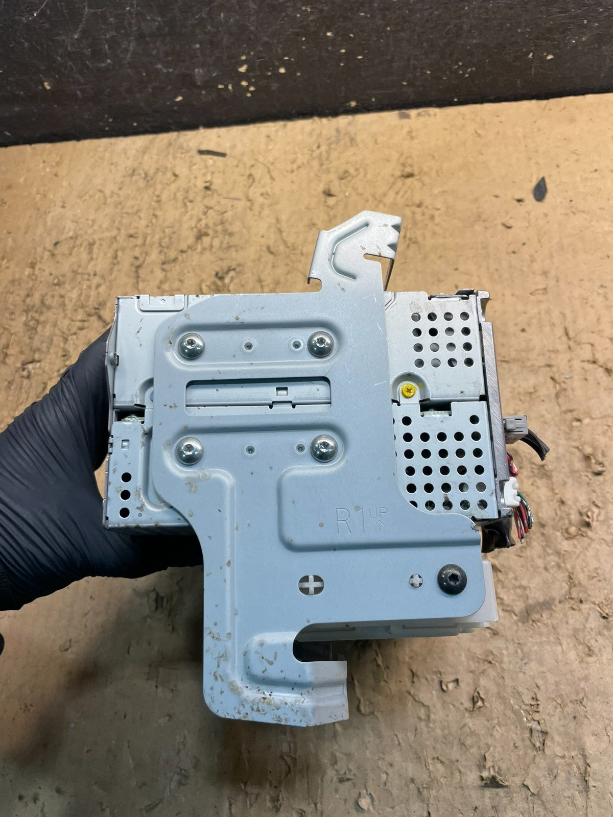 2009-2012 Nissan Murano AM FM CD Player Radio Receiver OEM W7019 DG1