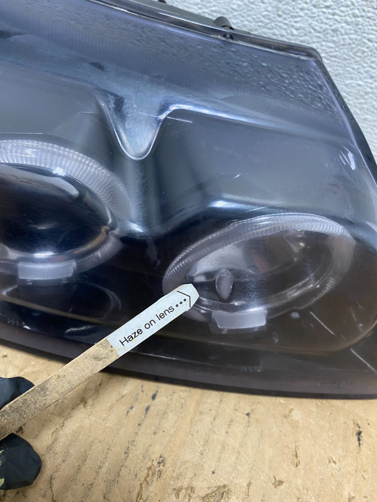 1999 to 2004 Ford Mustang Left+Right Set Side Black LED Headlights AD1076 DG3