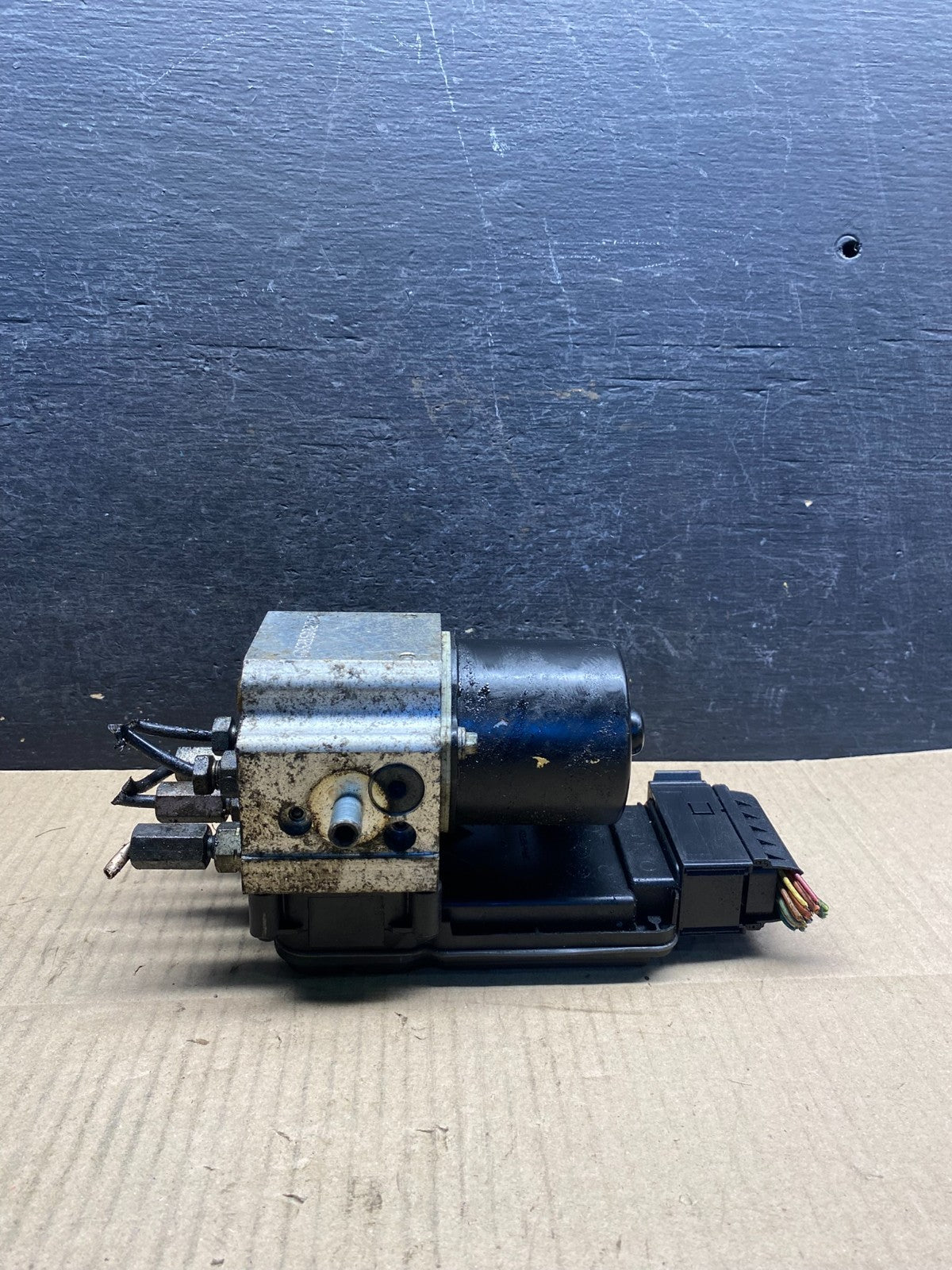 2006 2007 Ford E250 E350 Econoline Anti-Lock ABS Antilock Brake Pump AI7354 DG2