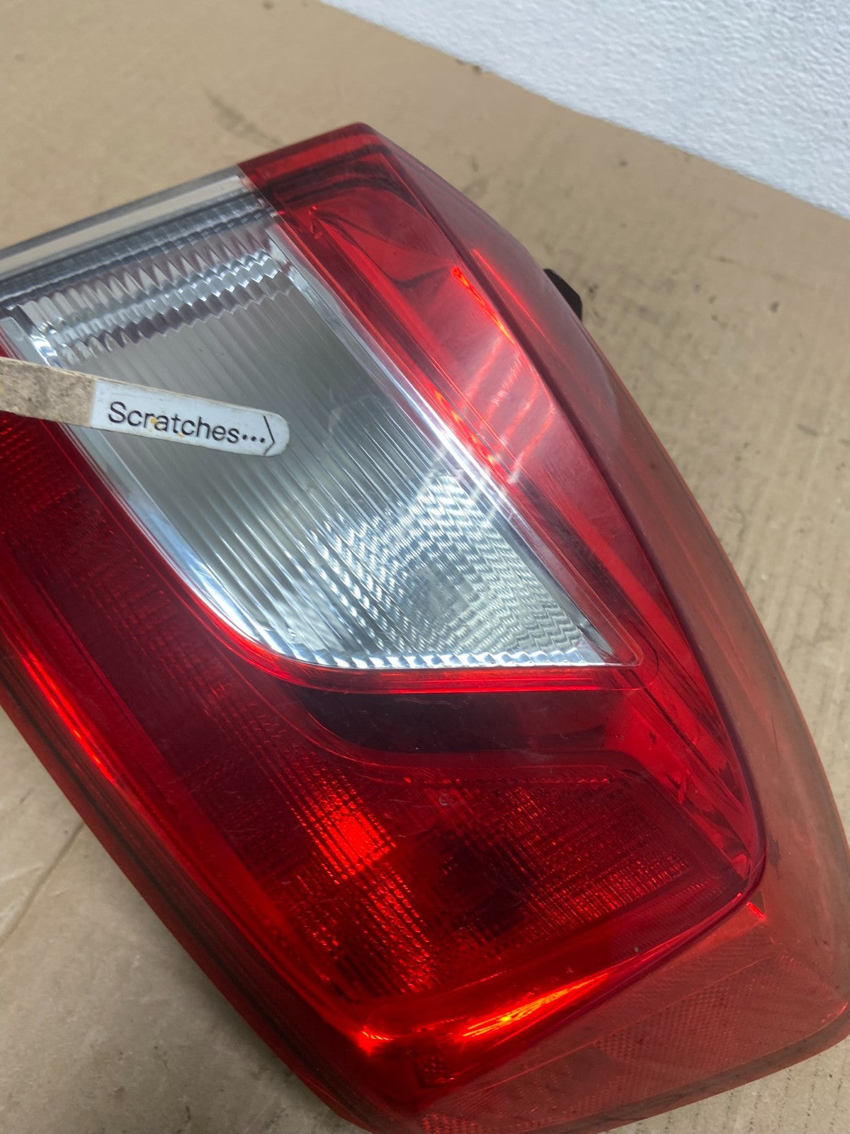 2016 2017 2018 Chevrolet Cruze Right Passinger RH Tail Light AB8222 DW3