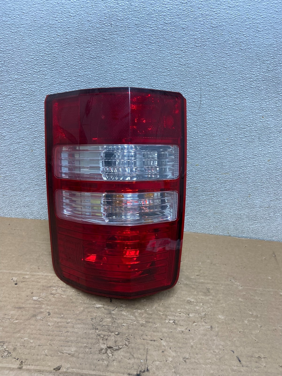 2008 to 2012 Jeep Liberty Left Driver Side Lh Tail Light AB4843 LK0