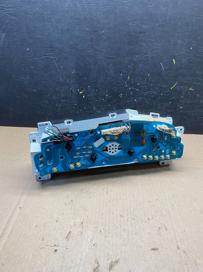 2001 - 2002 Ford Econoline E250 E350 Van Speedometer Instrument Cluster r8813 DG5