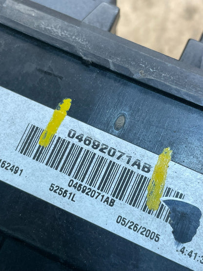 2005 Jeep Grand Cherokee BMC Body Module Power Fuse Box Relay v9188 DG6