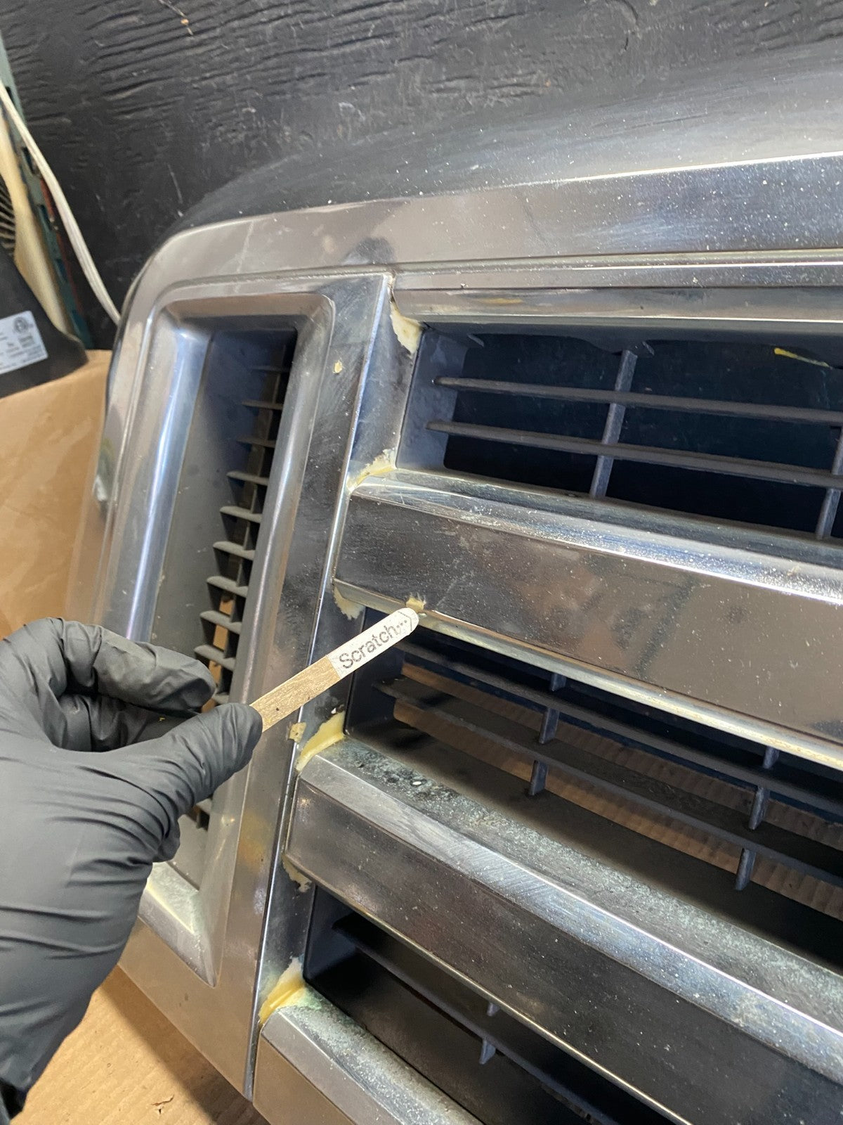 2008 to 2014 Ford Econoline E150 E250 Front Upper Chrome Grill Grille T6843 DG7