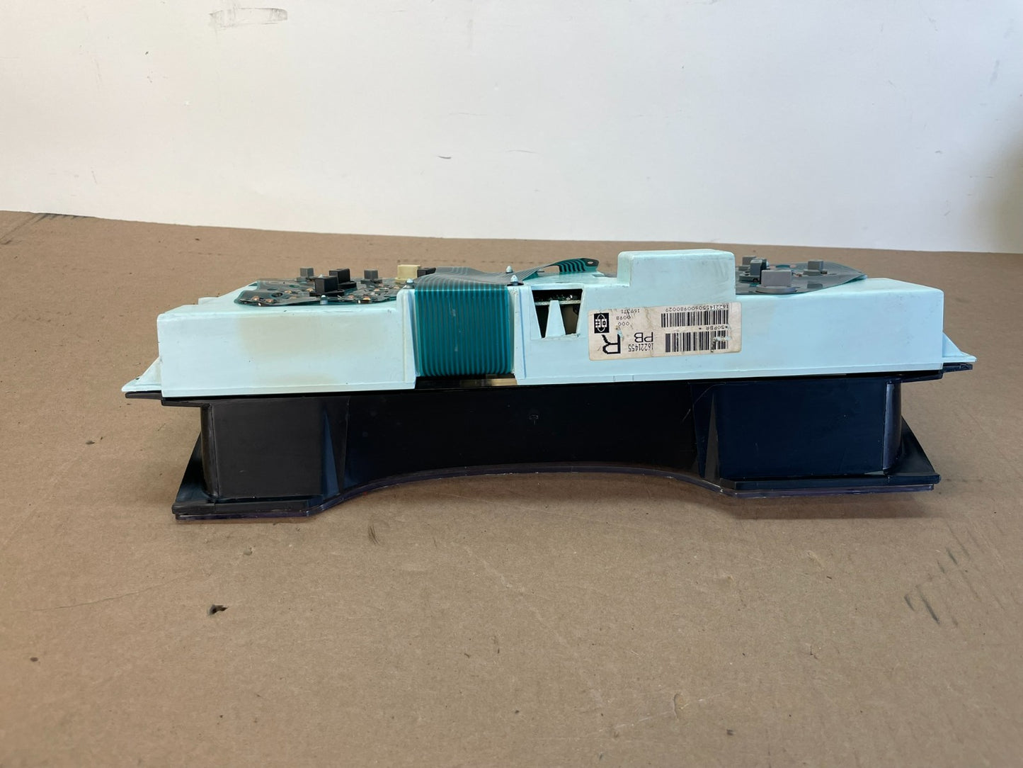 1995 to 1999 Chevrolet Silverado Suburban Cluster Gauge Speedometer AG1036 DG8