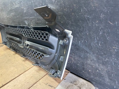 2003 2004 2005 Honda Pilot Front Upper Grill Grille Oem R2042 DG9