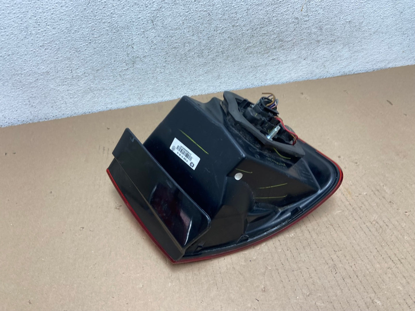 2008 2009 2010 Volkswagen Jetta Right Passenger RH Side Tail Light AF3095 LK5