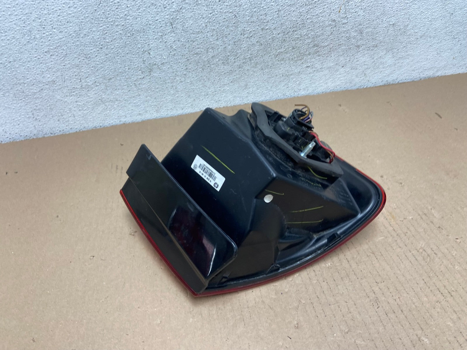 2008 2009 2010 Volkswagen Jetta Right Passenger RH Side Tail Light AF3095 LK5