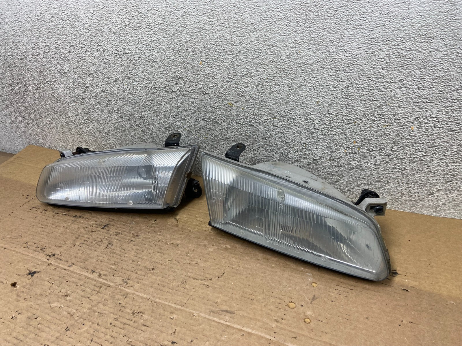 1997 1998 1999 Toyota Camry Left+Right Side Set Halogen Headlights AB3362 DW1