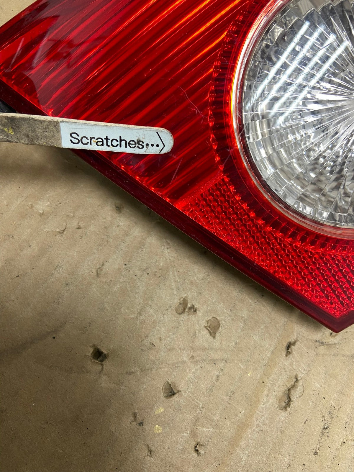2003 - 2008 Toyota Corolla Inner Left Driver Lh Side Tail Light AD2526 LK3