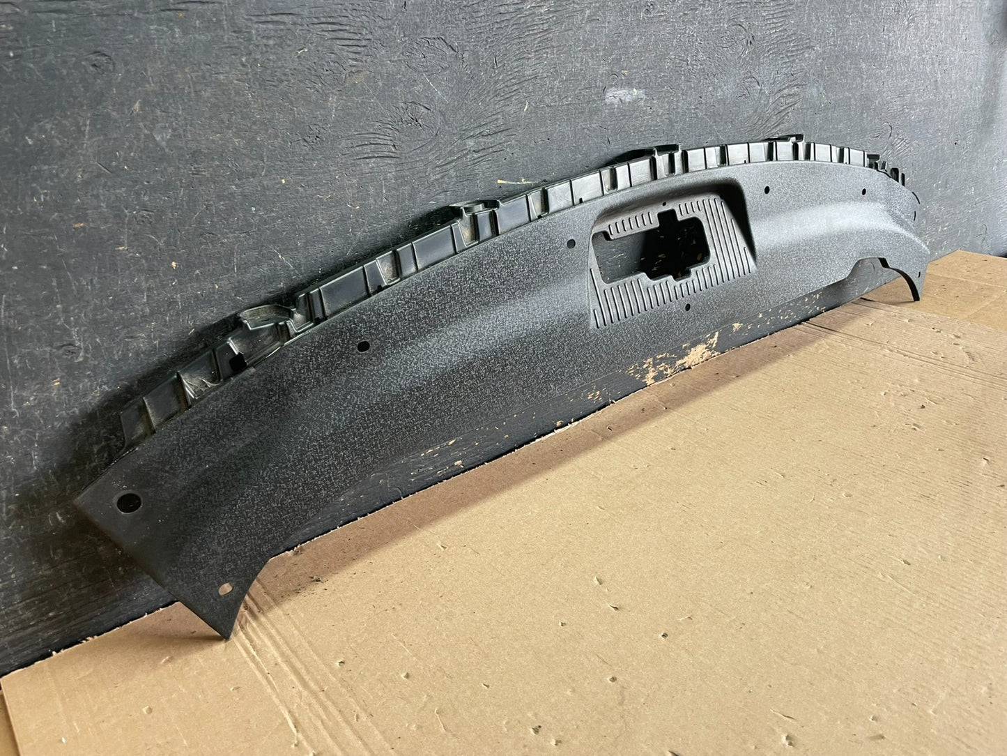 2015-2017 Hyundai Sonata Front Bumper Radiator Core Cover Grille Oem AA1952 DG1
