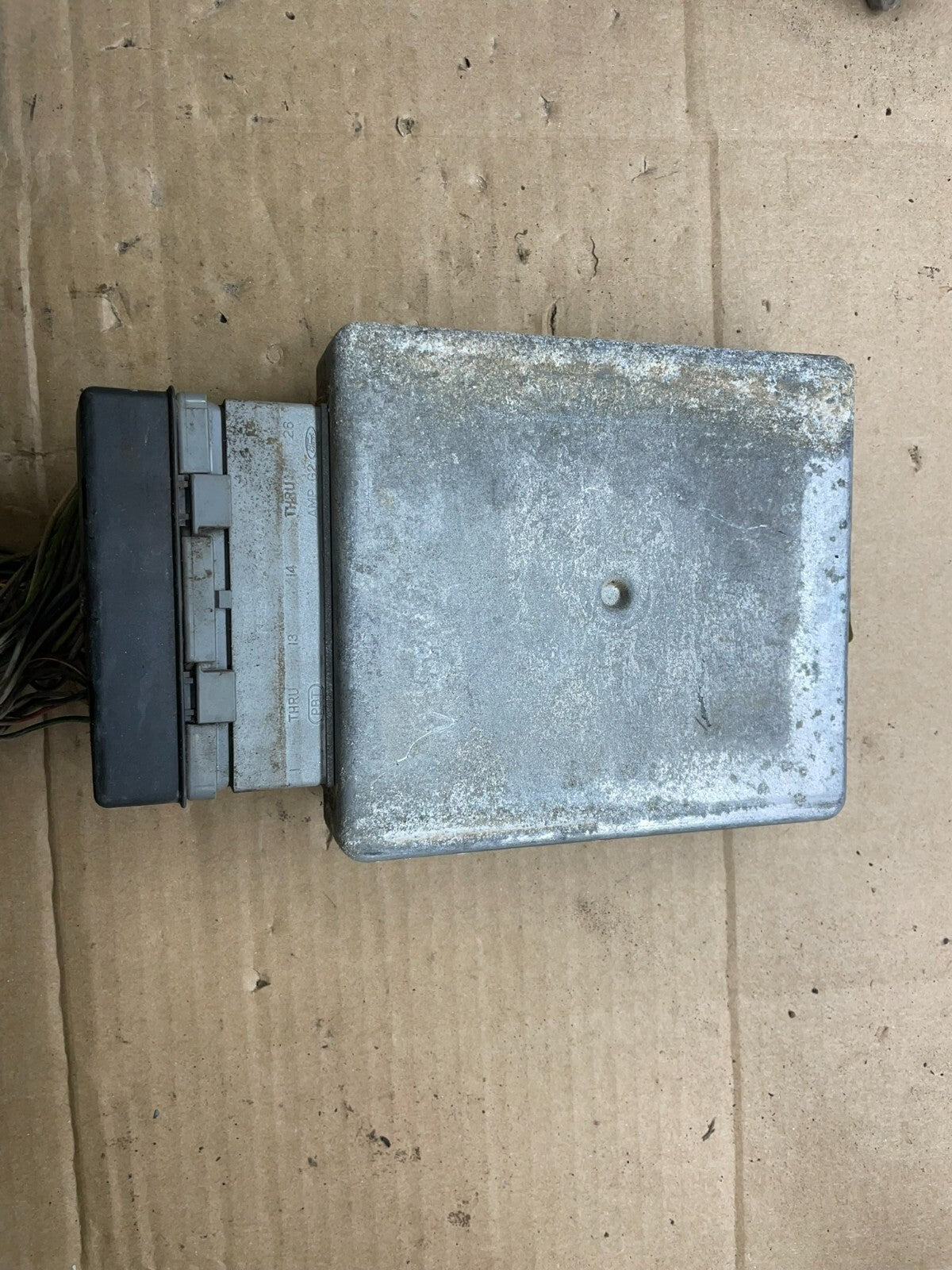 2000 Ford Van E-Series 6.8L Engine Control Module Unit ECU O8407 DG0