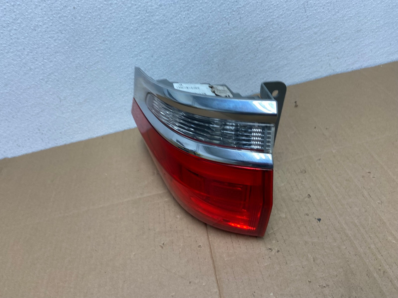 2014 - 2018 Jeep Grand Cherokee Right Passenger Rh Side Tail Light AB8084 LK1