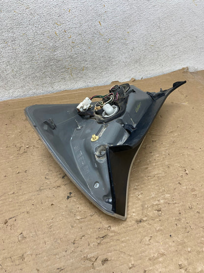 2010 2011 Toyota Prius Tail Light Left Driver LH Side AH9141 LK9