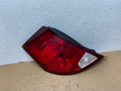 2003-2007 Saturn Ion Left Driver LH Side Tail Light Tail Light AG1262 LK0
