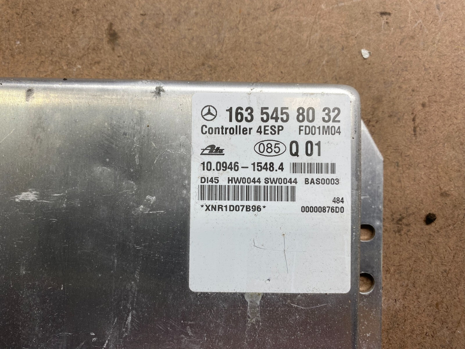 2000 to 2003 Mercedes ML-Class ML320 ABS Control Module 1635458032 H8684 PS2