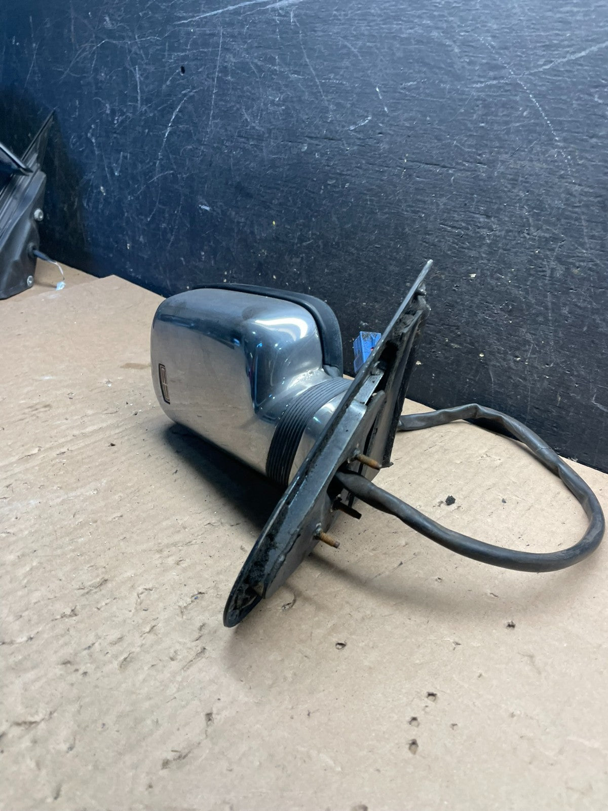 1984 to 1992 Lincoln Mark VIII Right Passenger Door View Power Mirror S5079 DG1