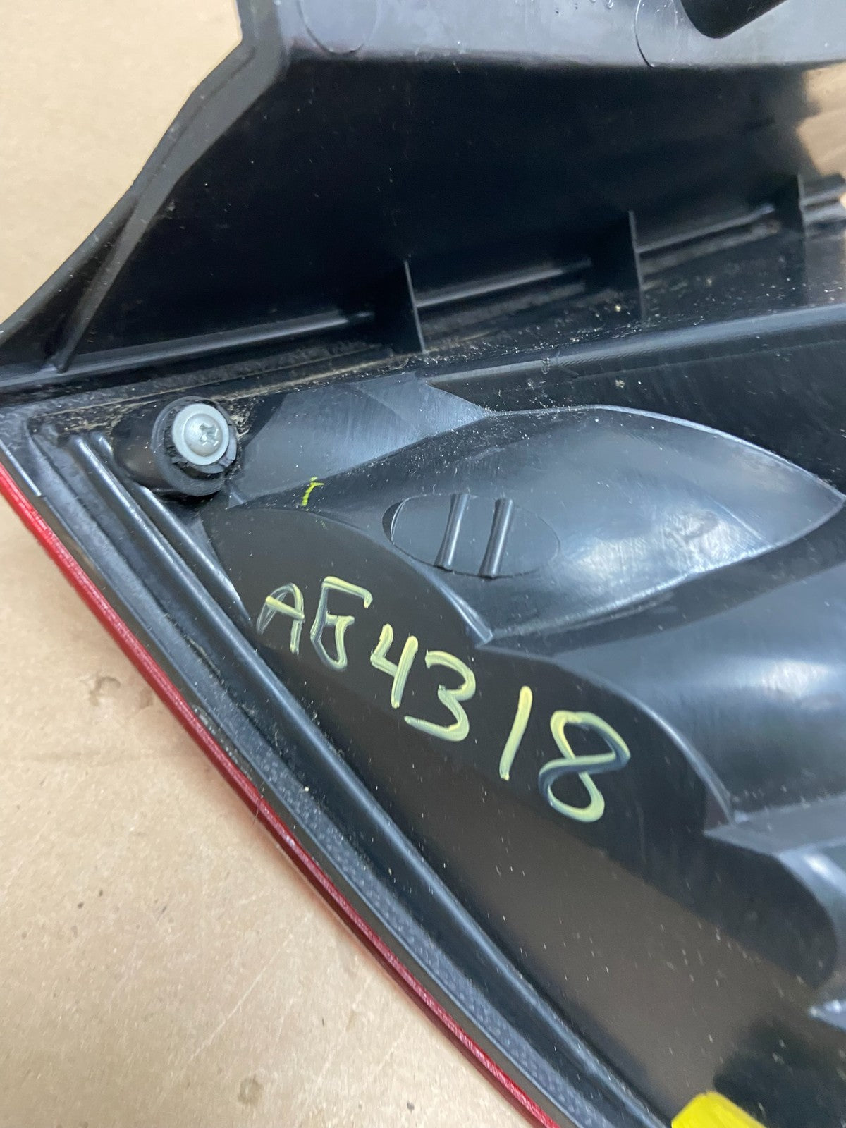 2011 2012 2013 2014 Ford Edge Left Driver Lh Side Tail Light AG43186