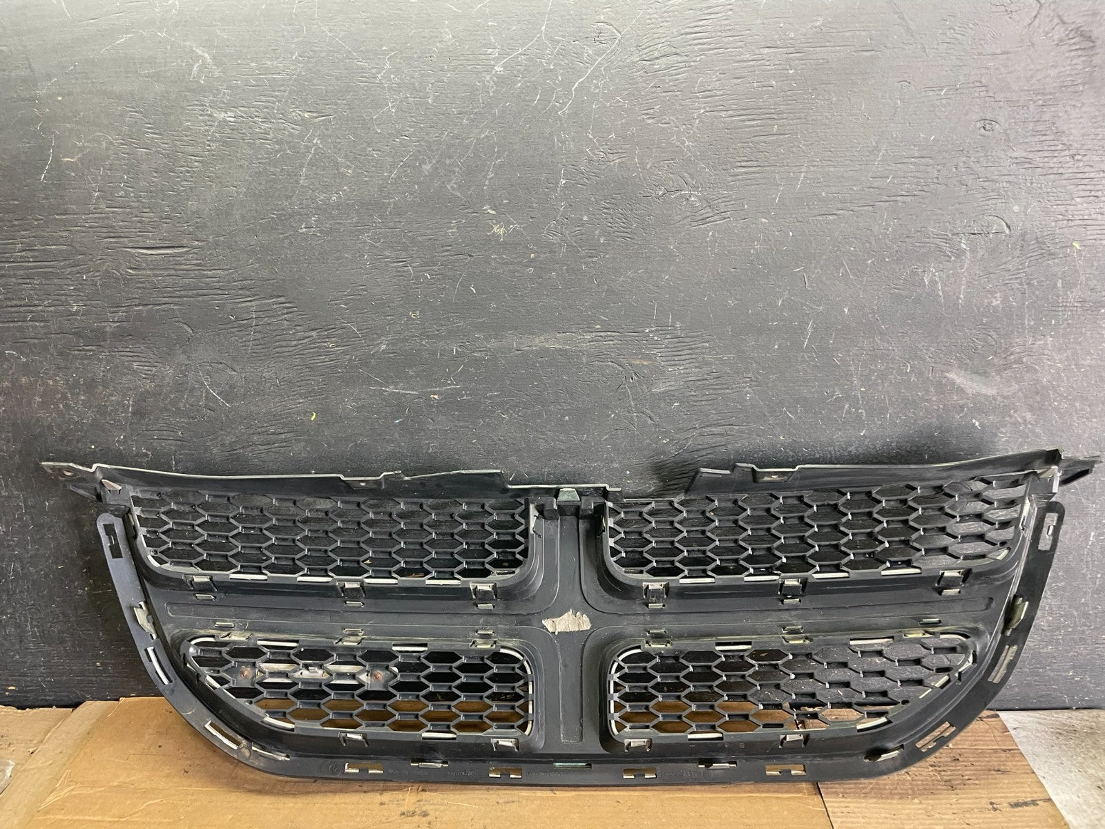 2011 to 2015 Dodge RAM VAN Front Upper Grill Grille Oem R0045 DG6