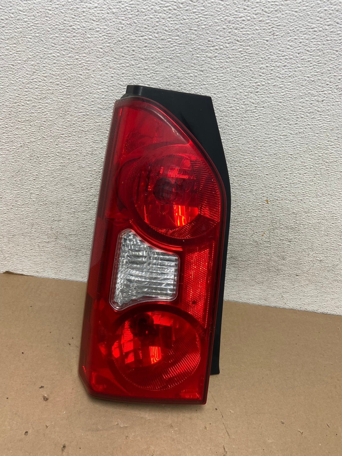 2005 to 2015 Nissan Xterra Tail light Left Driver Lh Side AG3370 LK0