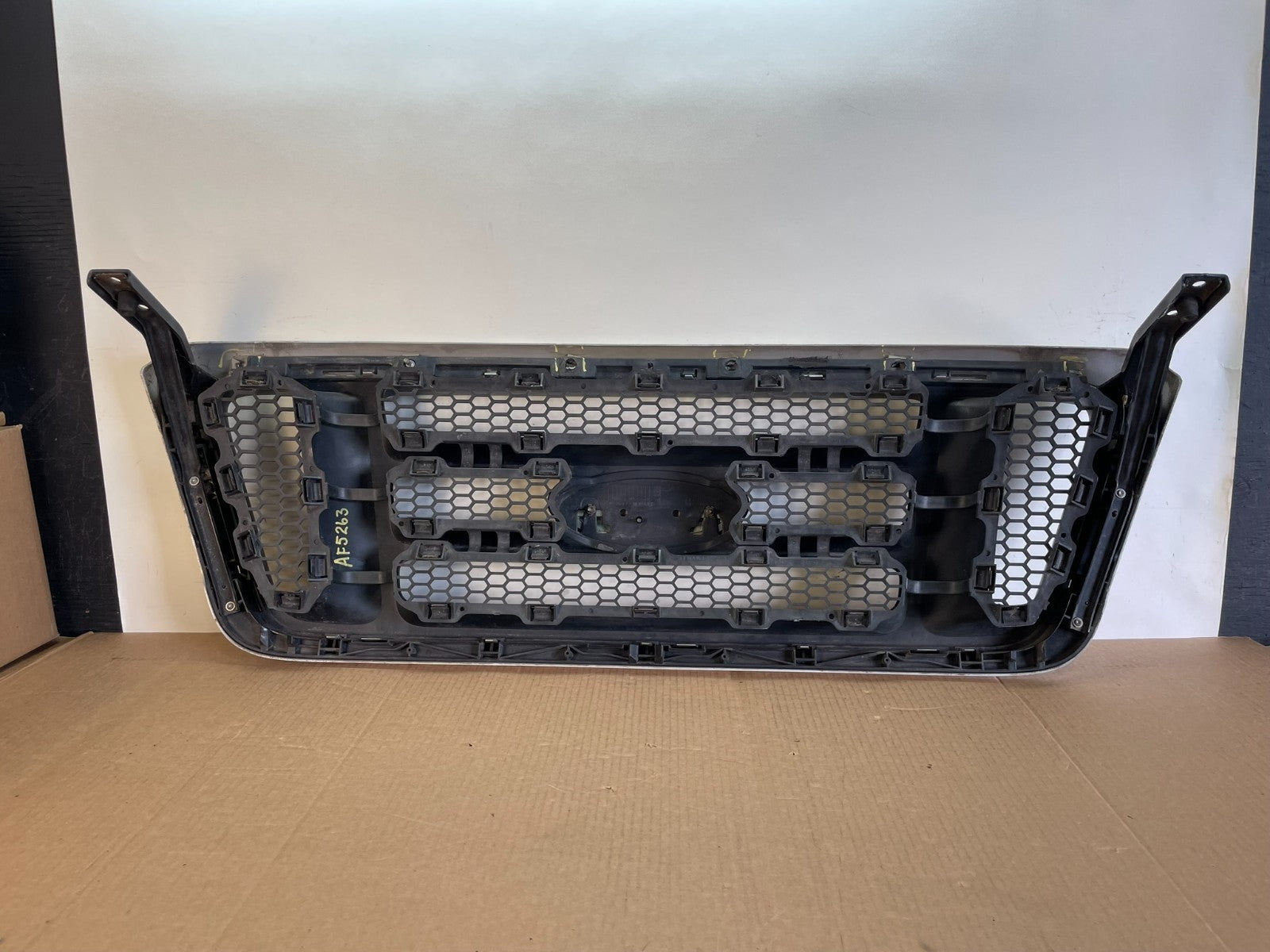 2004 to 2008 Ford F150 F-150 Front Upper Grill Grille ah0071 DG6