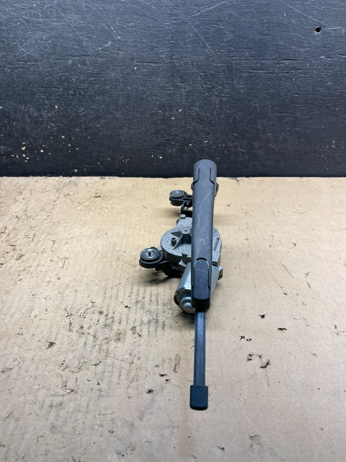2012 - 2017 Hyundai Veloster Rear Glass Windshield Wiper Motor W6851 DG2