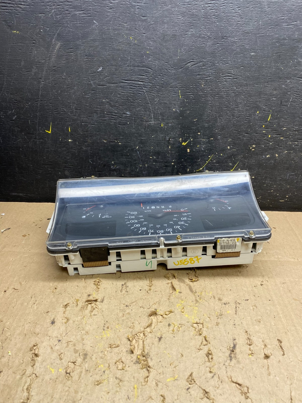 1998 to 2002 Lincoln Town Car Speedometer Gauge Cluster u5587 DG4