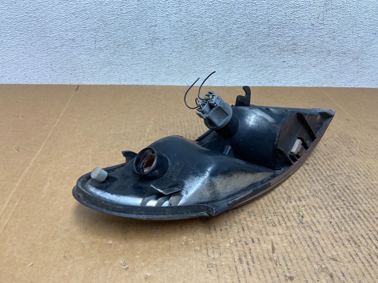 1999 to 2003 Saab 9-3 Front Left Driver LH Side Turn Signal AE1343 DW5