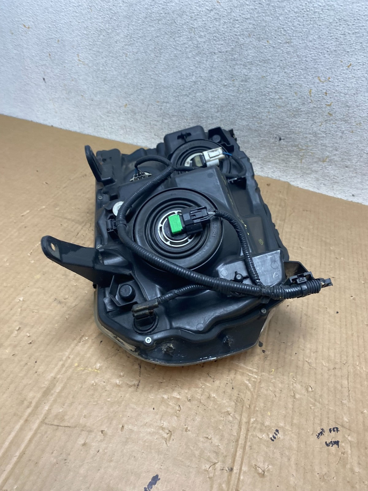 2013 to 2015 Honda Pilot Left Driver LH Side Halogen Headlight AI6832 DW8