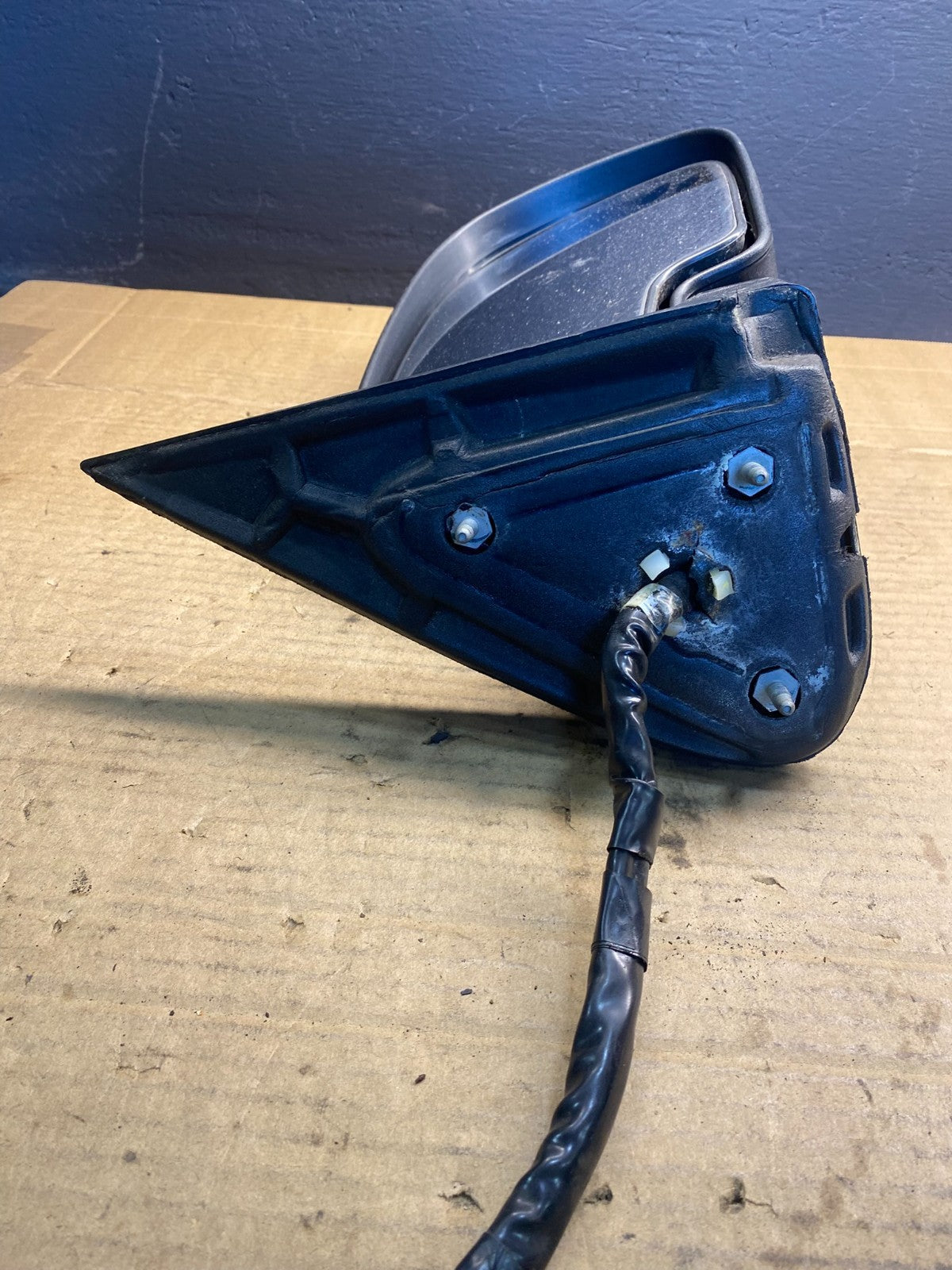 2003-2006 Chevrolet Tahoe Suburban Right Passenger Turn Door Mirror AB7097 MS4