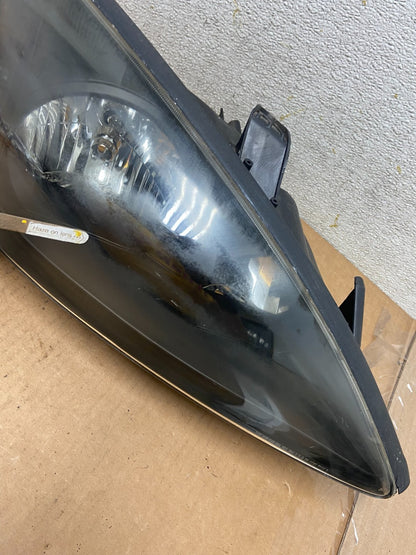2002 to 2004 Toyota Camry Halogen Headlight Right Passenger Rh R3470 DW4