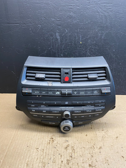 2008 to 2009 Honda Accord Audio Equipment Radio Audio AM-FM-6CD AC4607 DG0
