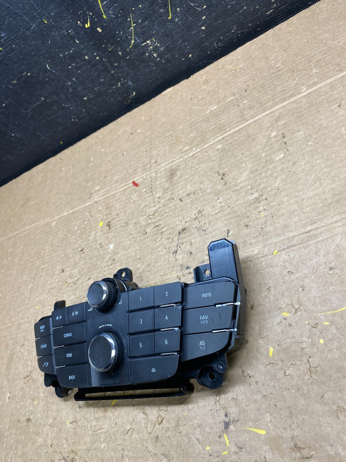 2011 2012 2013 Buick Regal Radio Control Panel W9642 DG1