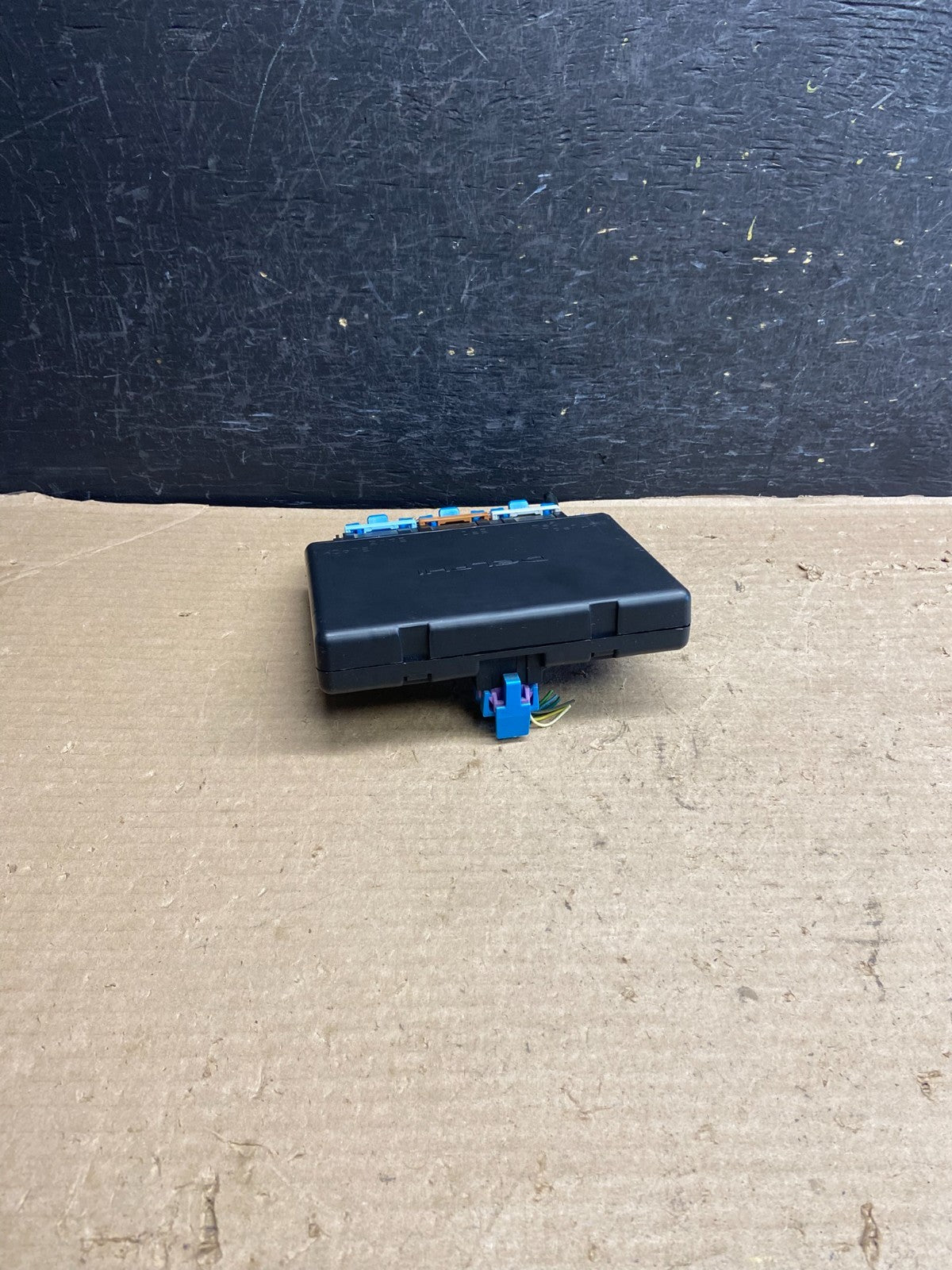 2003 - 2006 Chevrolet Avalanche Silverado Body Control BCM Module AH5448 DG0