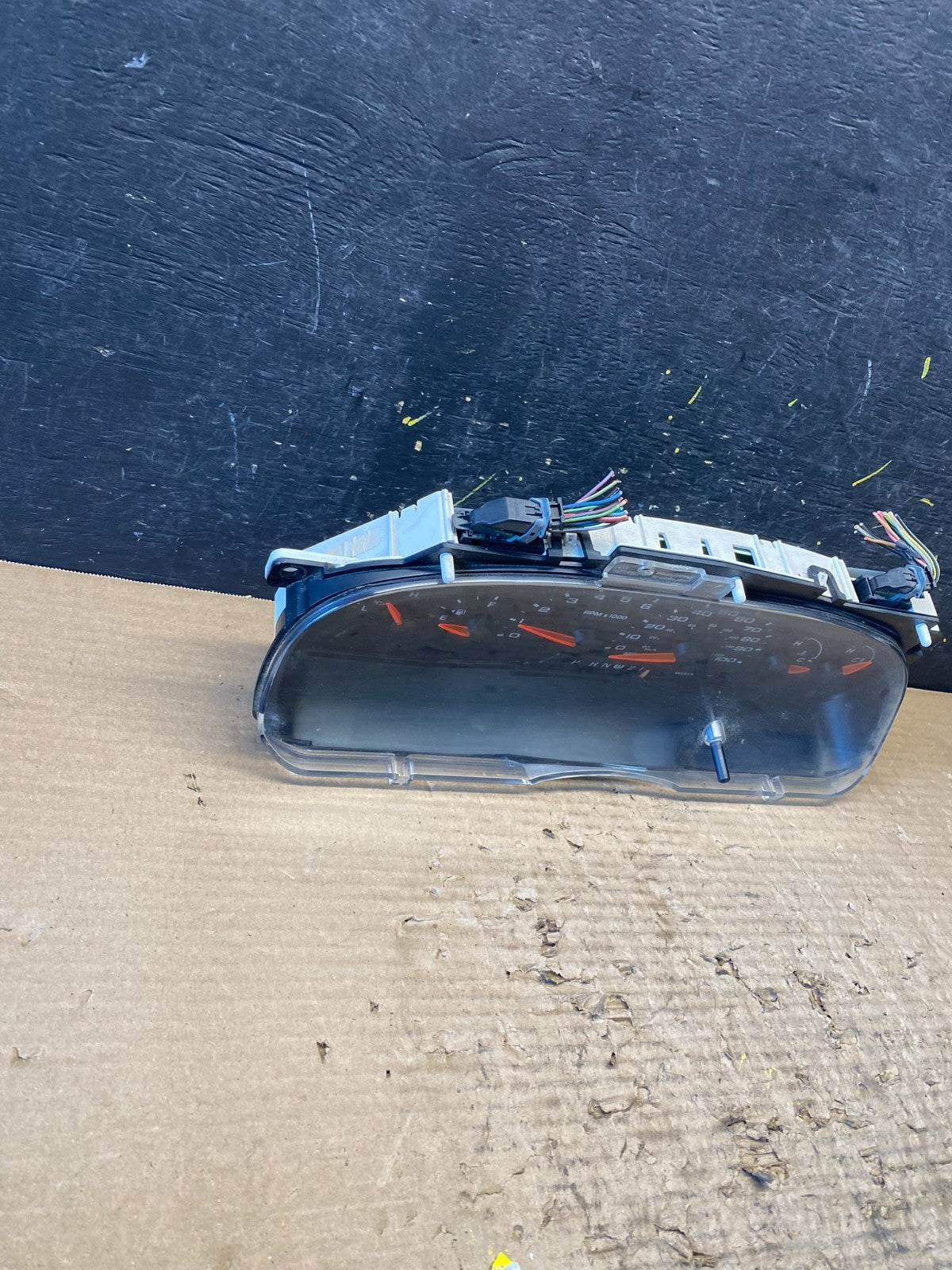 2004 to 2008 Ford E150 E250 Speedometer Cluster Gauge S9020 DG1
