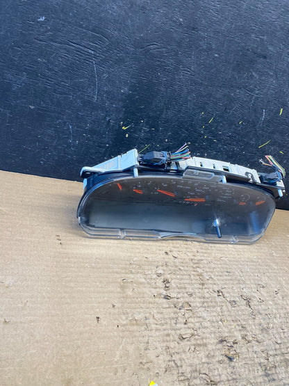 2004 to 2008 Ford E150 E250 Speedometer Cluster Gauge S9020 DG1