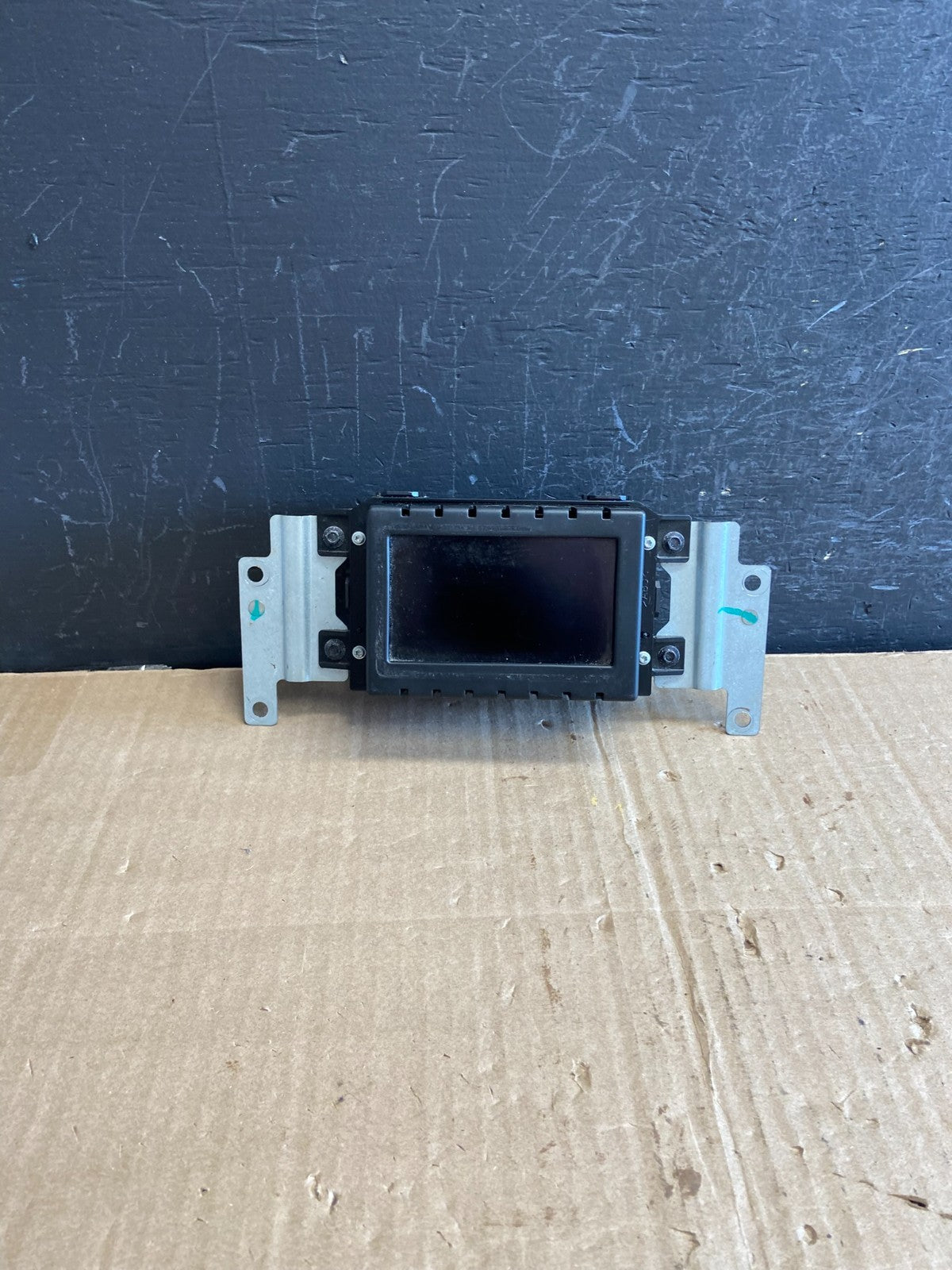 2014 to 2019 Ford Explorer Radio Information Display Screen ae1933 DG0