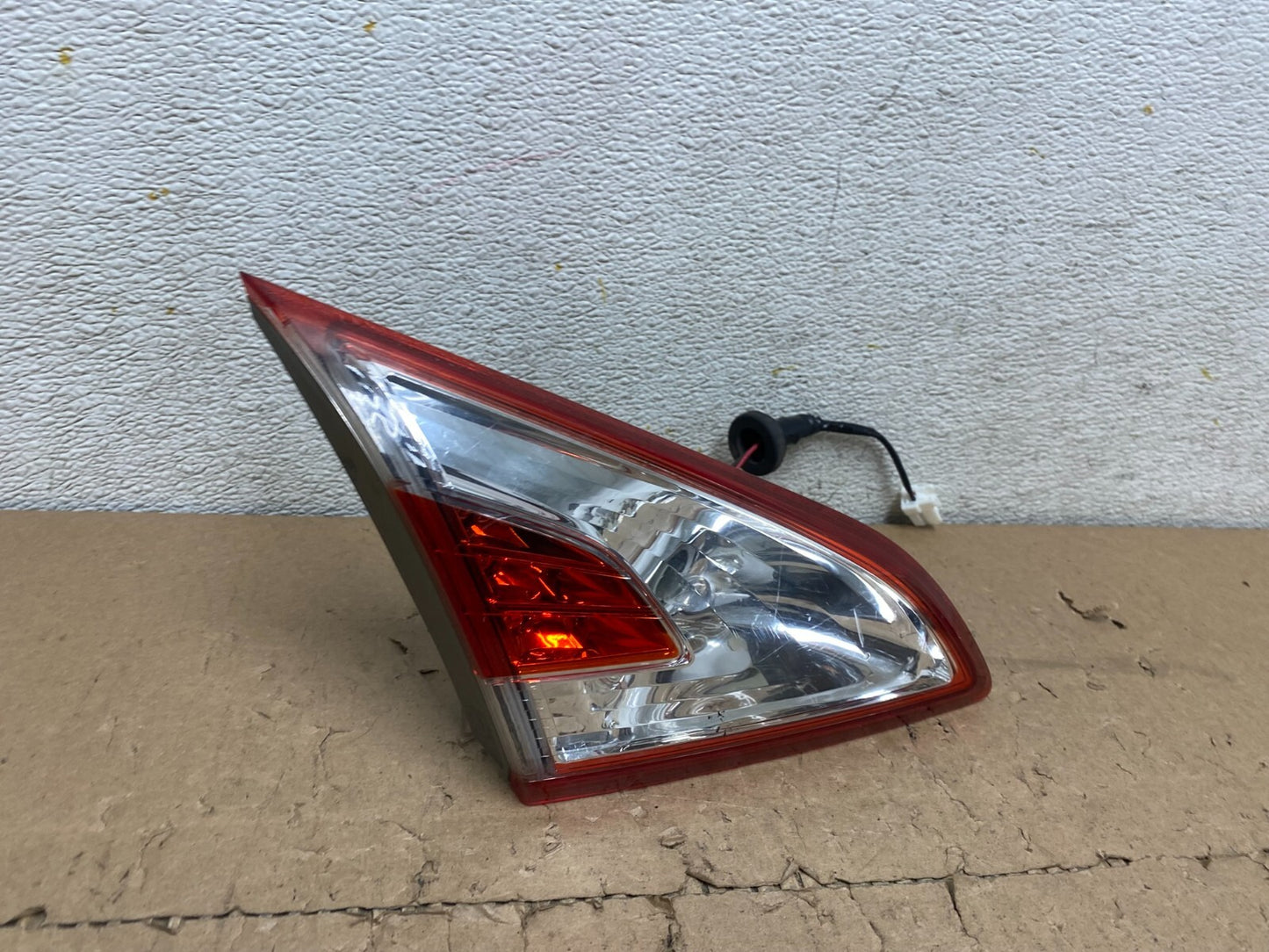 2011-2014 Nissan Murano Left Driver Lh Side Inner Tail Light Oem I9993 DW0
