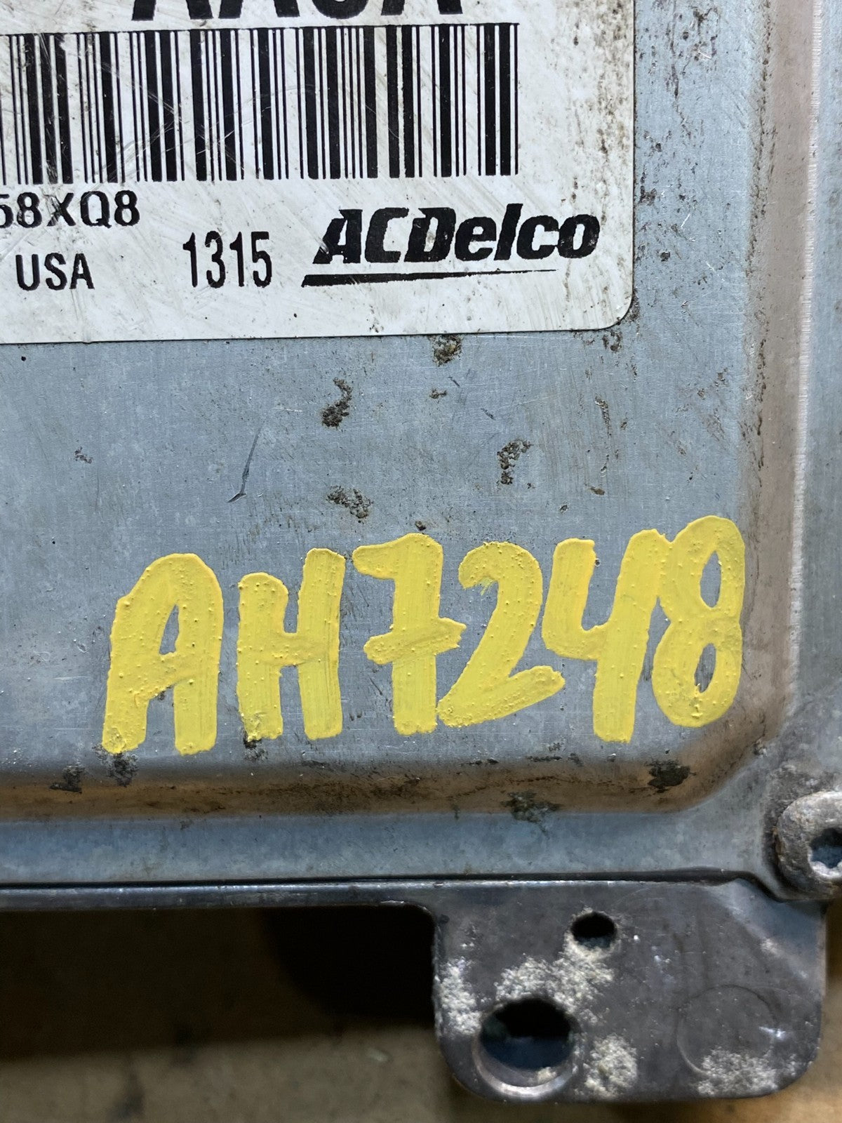 2010 - 2013 GMC Sierra 5.3L Engine Control Module ECM ECU AH7248 DW3