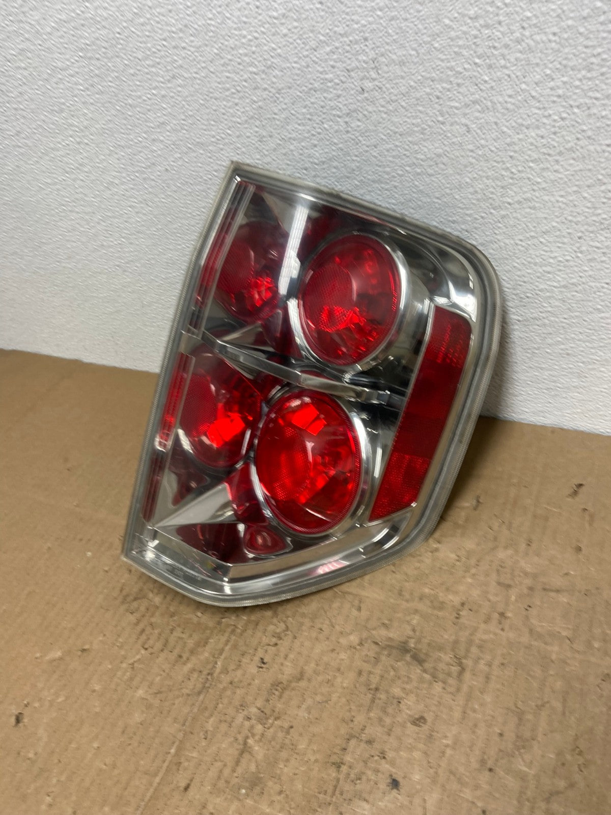 2006 2007 2008 Honda Pilot Right Passenger Rh Side Tail light AB8425 LK1