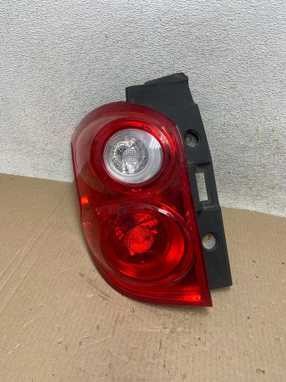 2010 to 2015 Chevrolet Equinox Left Driver Lh Side Tail Light AI9516 LK0
