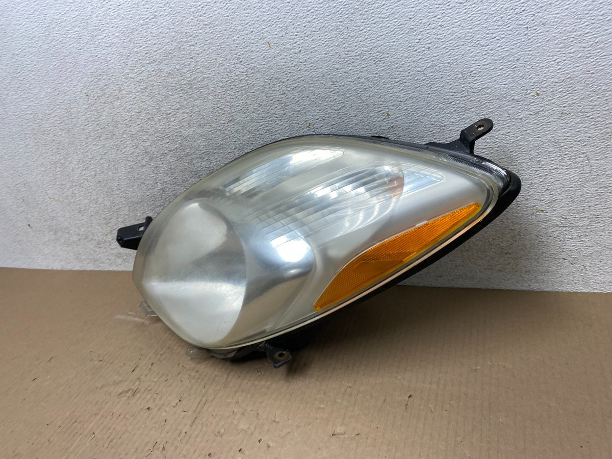 2006-2008 Toyota Yaris Hatchback Left Driver Halogen Headlight AJ2577 DW1