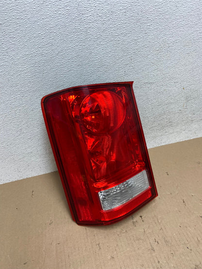 2009 to 2015 Honda Pilot Left Driver Lh Side Tail light AE7308 LK2