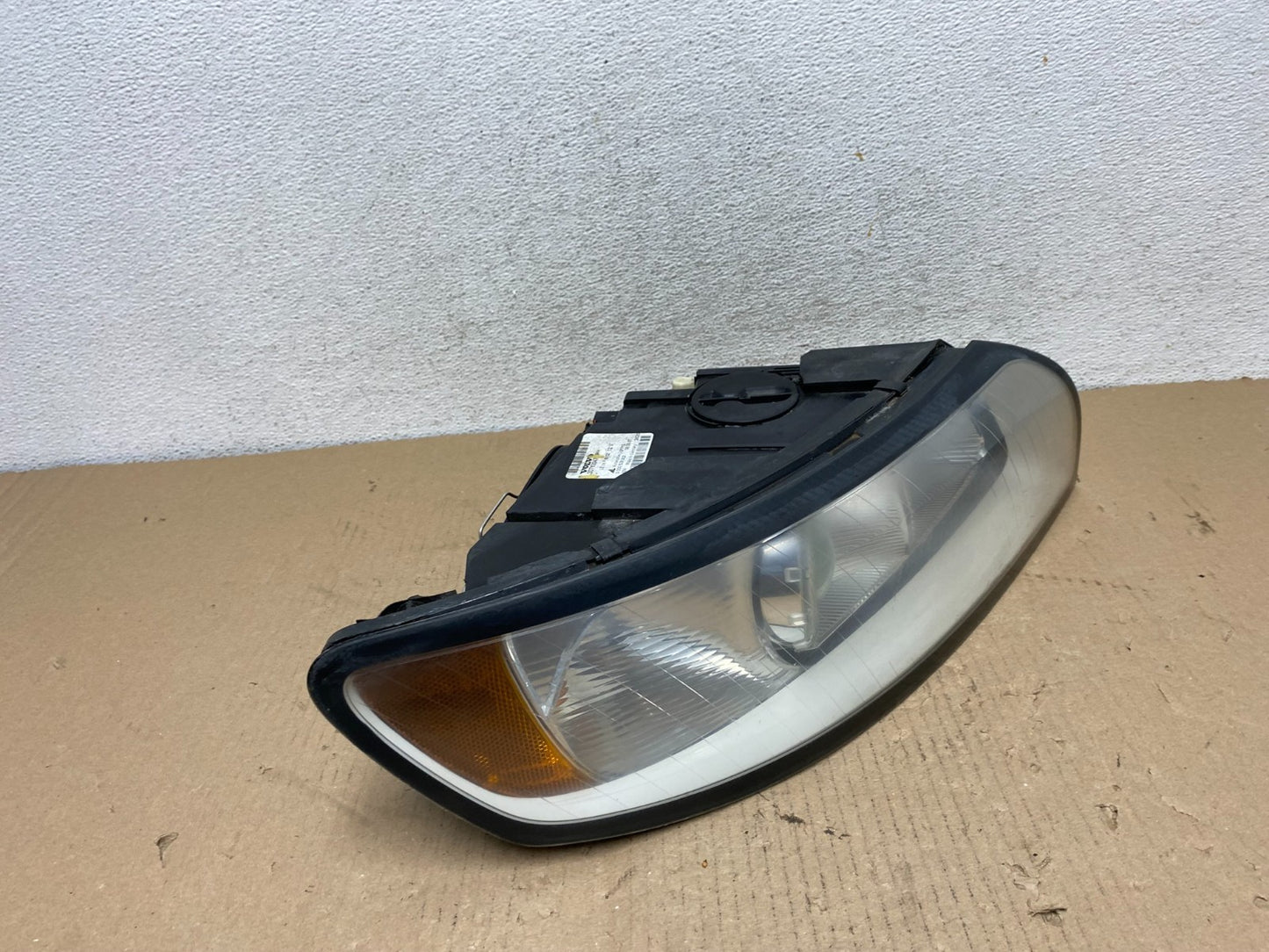 2008 to 2011 Volvo S40 Right Passenger RH Halogen Headlight AF3191 DG2