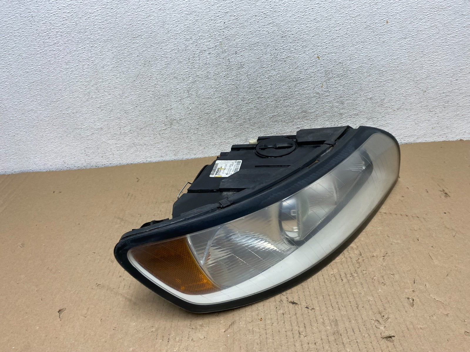 2008 to 2011 Volvo S40 Right Passenger RH Halogen Headlight AF3191 DG2