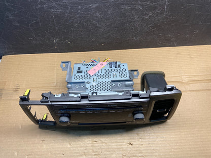 2011 to 2014 Toyota Sienna AM FM CD Mp3 Radio Receiver ae4521 DG4